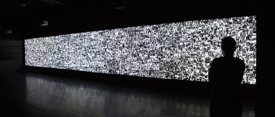 Wendimagegn Beletes videoverk «Unveil», 2017, som ble vist på Høstutstillingen i 2019.