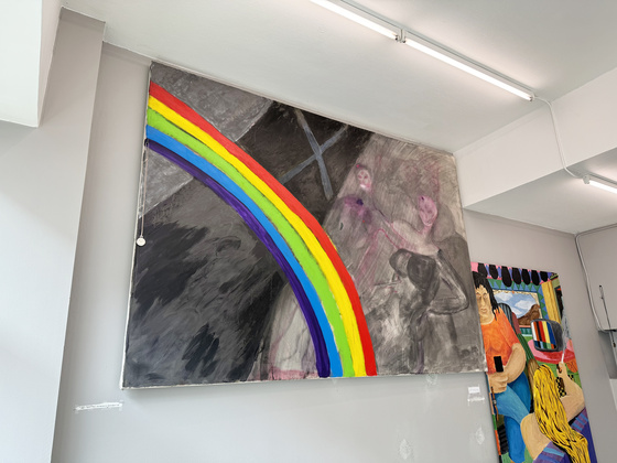 Installasjonsfoto av Goodiepals utstilling på Pachinko i Oslo