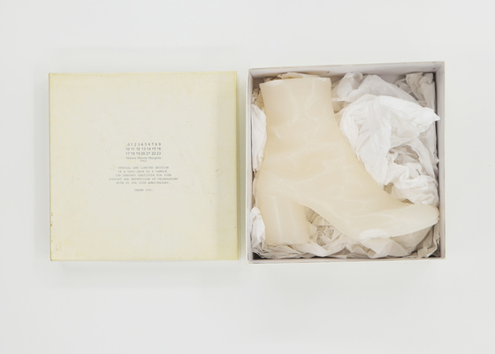 Maison Martin Margiela Box fra samlingen til Rare Books Paris