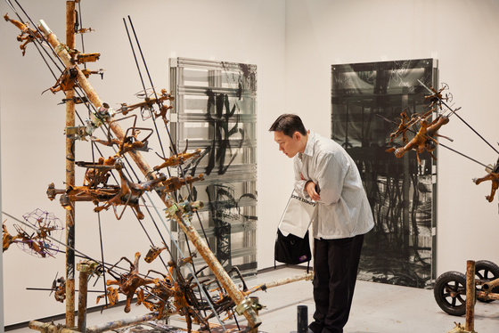 Foto: sangheeut, Frieze Seoul 2025. Photo by WeCap Studio. Courtesy of Frieze