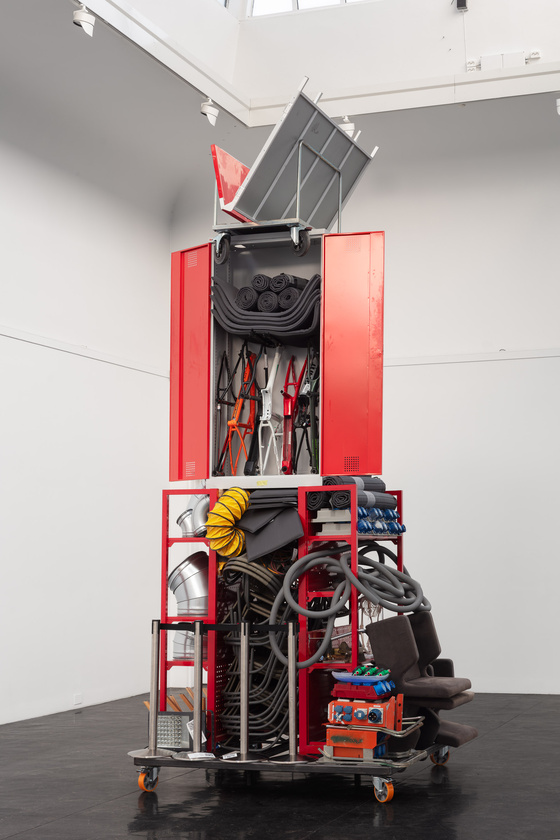 Stian Ådlandsvik, «Die Pleite», Kunstnernes Hus 2025